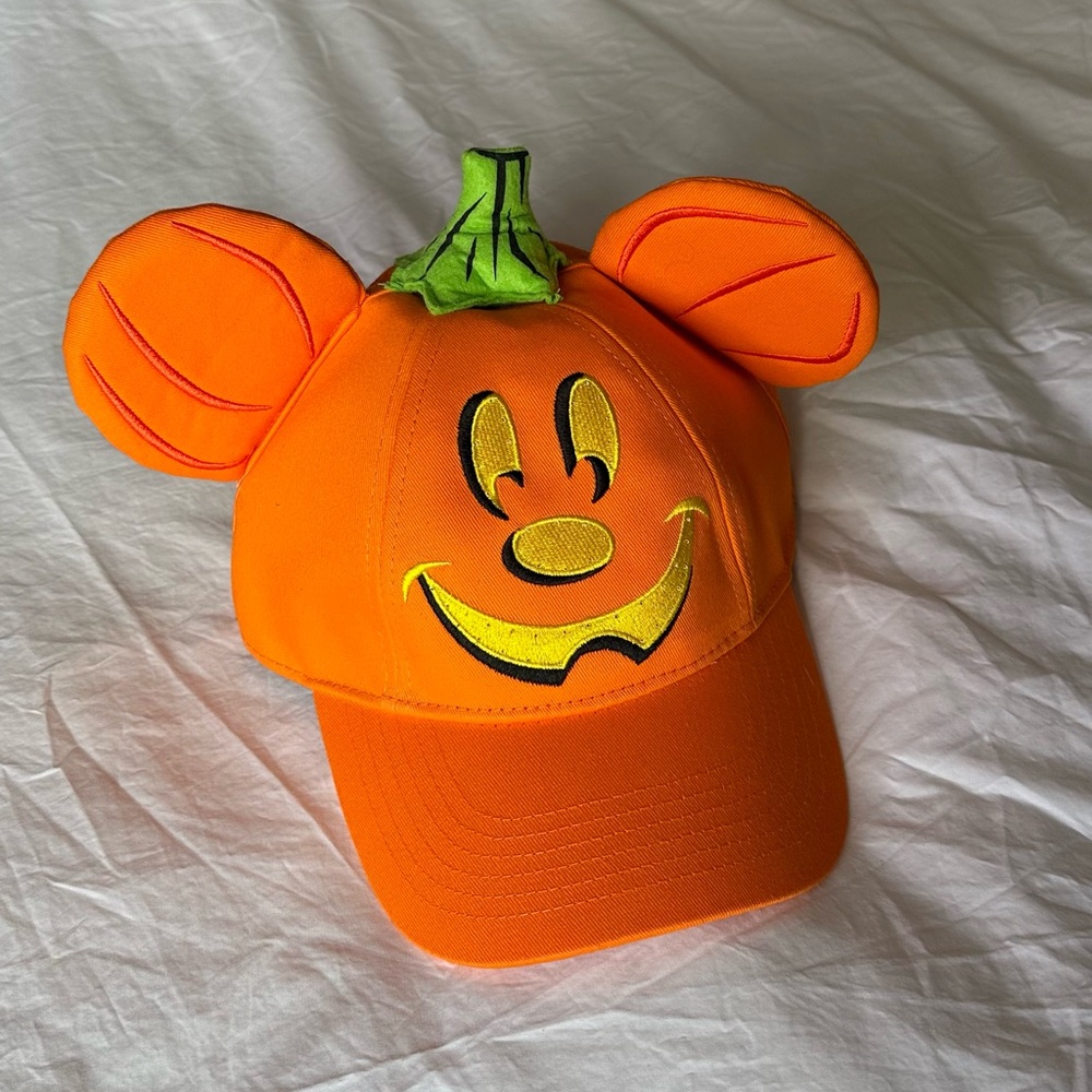 Disney Mickey Mouse Pumpkin Light Up Halloween Hat
